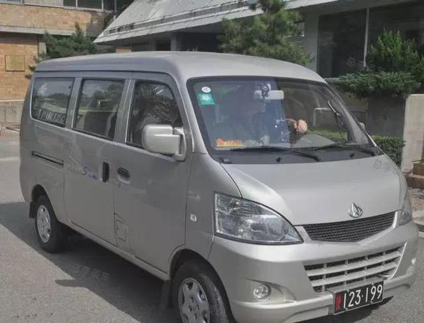 阿拉伯貨運面包車阿拉伯貨運面包車價格