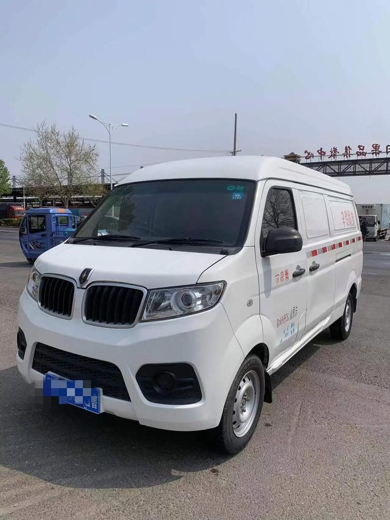 宜賓貨運(yùn)面包宜賓貨運(yùn)面包車專賣店