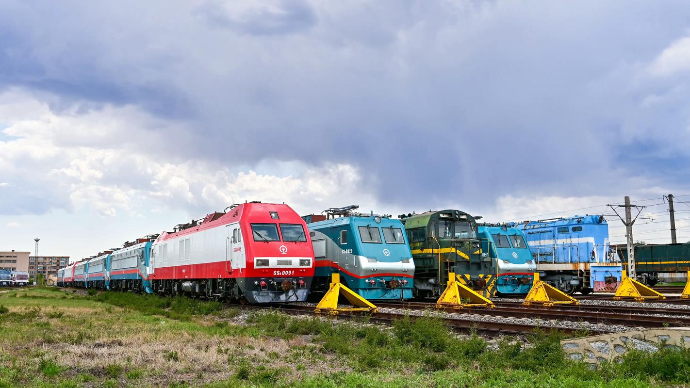 最大貨運(yùn)機(jī)車最大貨運(yùn)機(jī)車多少噸